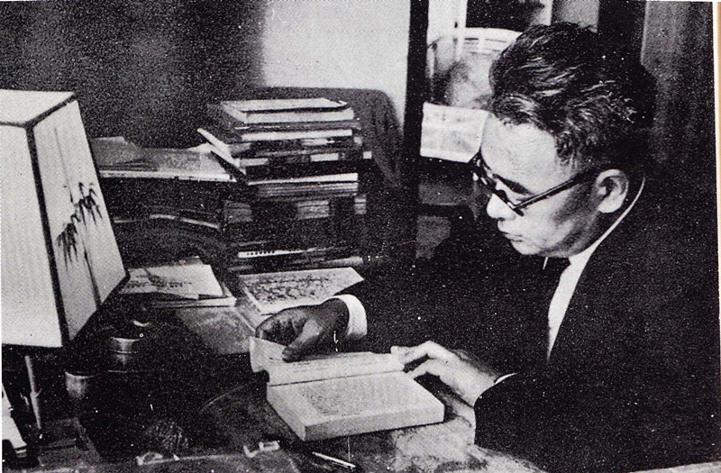 唐君毅在香港九龙寓所的书房（1963年）_副本.jpg